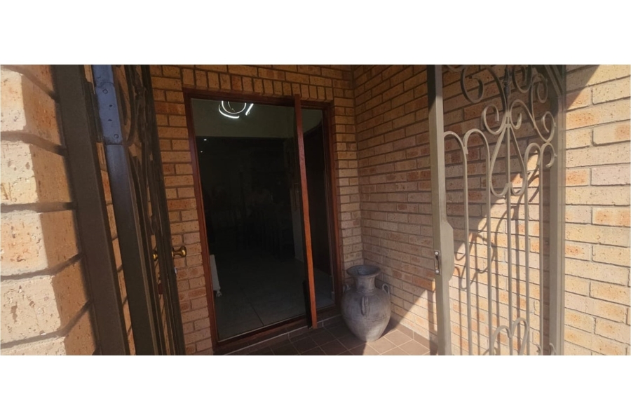 3 Bedroom Property for Sale in Hillcrest Northern Cape